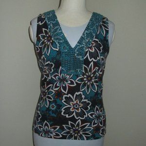 CLEARANCE Women's cable & gauge sleeveless top Size Small. NWT.